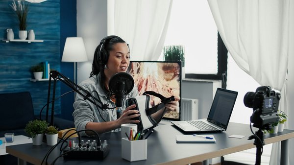 Quels sont les avantages de l'utilisation des technologies de machine learning pour les systèmes de recommandation en ligne?